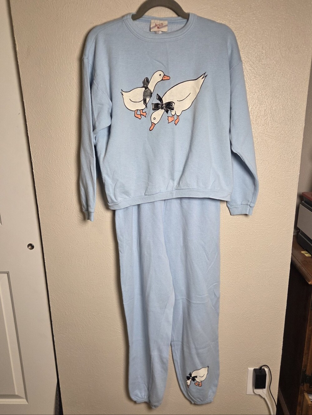 Vintage Country Goose 2 Piece Sweat Suit Top + Bottoms Cotton Blend Medium Blue - Picture 2 of 8